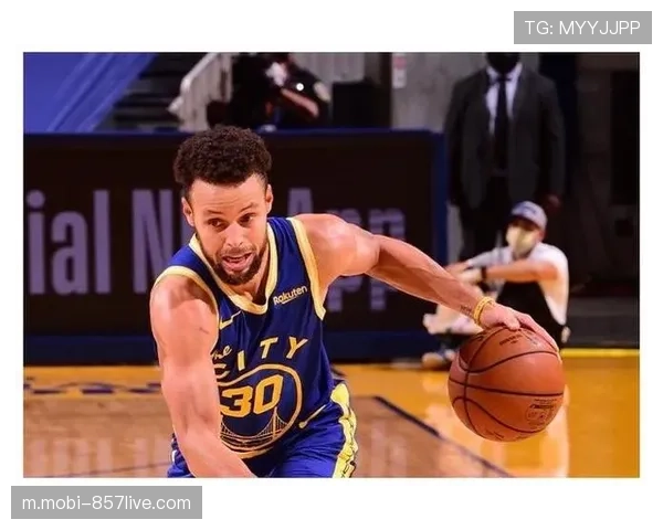 勇士面临艰难抉择 库里伤情反复或影响后半程策略 勇士面临艰难抉择 库里伤情反复或影响后半程策略